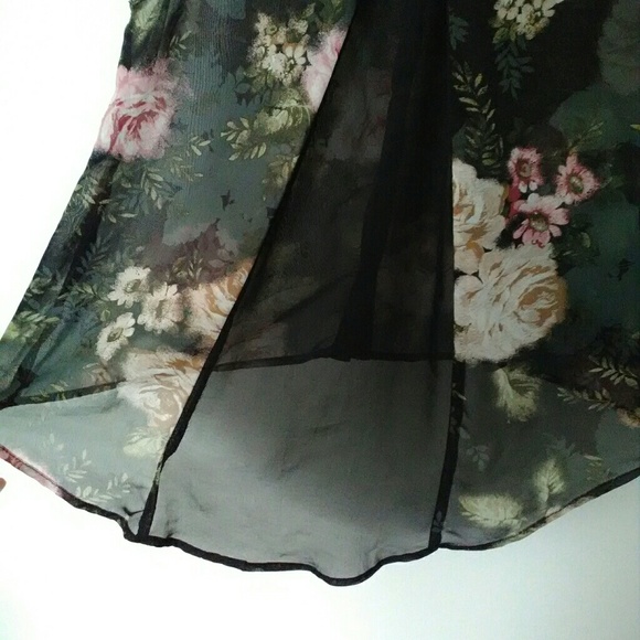 Band of gypsies high low sheer floral tank top - Picture 4 of 6